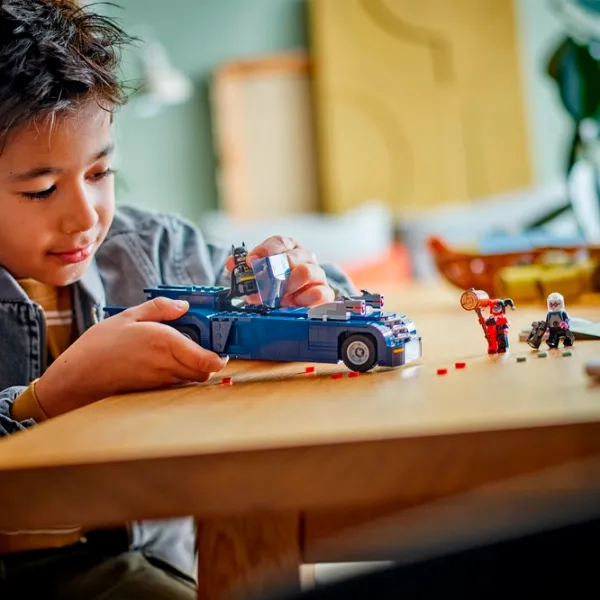 Constructor LEGO Batmobile vs Harley Quinn & Mr Freeze Clasic/ Multicolor photo 9