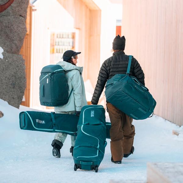Сумка спортивная THULE RoundTrip Duffel 80 л/ Black photo 4 Сумка спортивная THULE RoundTrip Duffel 80 л/ Black photo 4