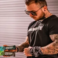 Протеиновые батончики BioTechUSA Protein Bar Арахисовое масло (5999076236701) 70 г photo 3