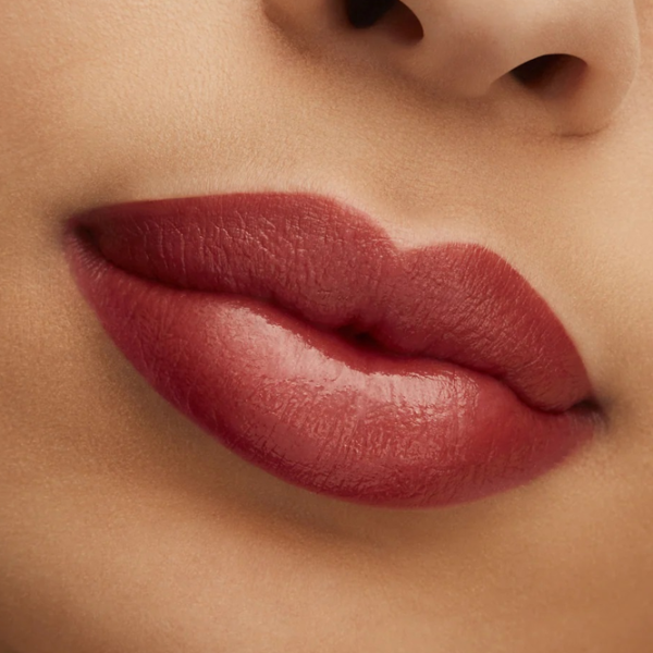 Ruj de buze Mac LUSTREGLASS Stick/ Red nude photo 3 Ruj de buze Mac LUSTREGLASS Stick/ Red nude photo 3