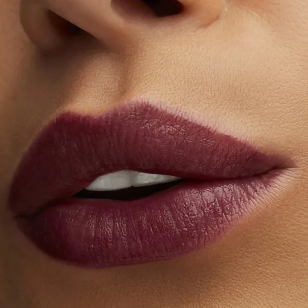 Губная помада Mac LUSTREGLASS Stick/ Plum photo 3 Губная помада Mac LUSTREGLASS Stick/ Plum photo 3