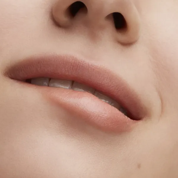 Ruj de buze Mac LUSTREGLASS Stick/ Nude Beige photo 3