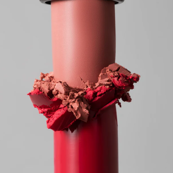 Губная помада Lamel SILK COVER Stick/ Роза photo 3 Губная помада Lamel SILK COVER Stick/ Роза photo 3