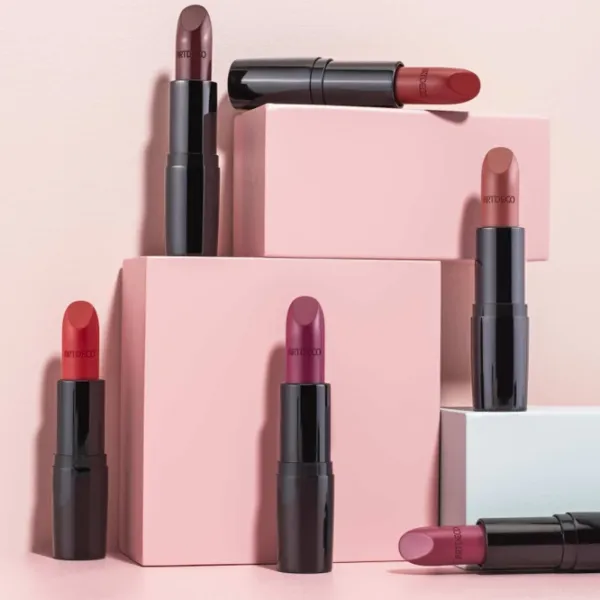 Ruj de buze Artdeco Perfect Color Stick/ Pink Lilac photo 3 Ruj de buze Artdeco Perfect Color Stick/ Pink Lilac photo 3