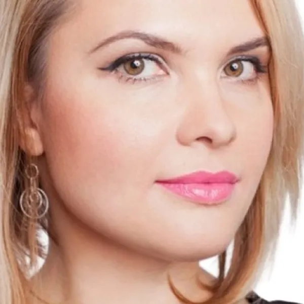 Губная помада CLARINS JOLY ROUGE Stick/ Нюдово-розовый photo 3 Губная помада CLARINS JOLY ROUGE Stick/ Нюдово-розовый photo 3