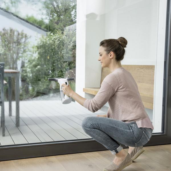 Robot pentru curățarea ferestrelor KARCHER WV1 Plus (1.633-608.0) White photo 6