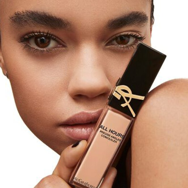 Concealer для женщин Yves Saint Laurent LE313400 15 мл/ Бежевый photo 2 Concealer для женщин Yves Saint Laurent LE313400 15 мл/ Бежевый photo 2