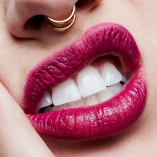 Губная помада Mac SATIN LIPSTICK Stick/ Plum Pink photo 5 Губная помада Mac SATIN LIPSTICK Stick/ Plum Pink photo 5