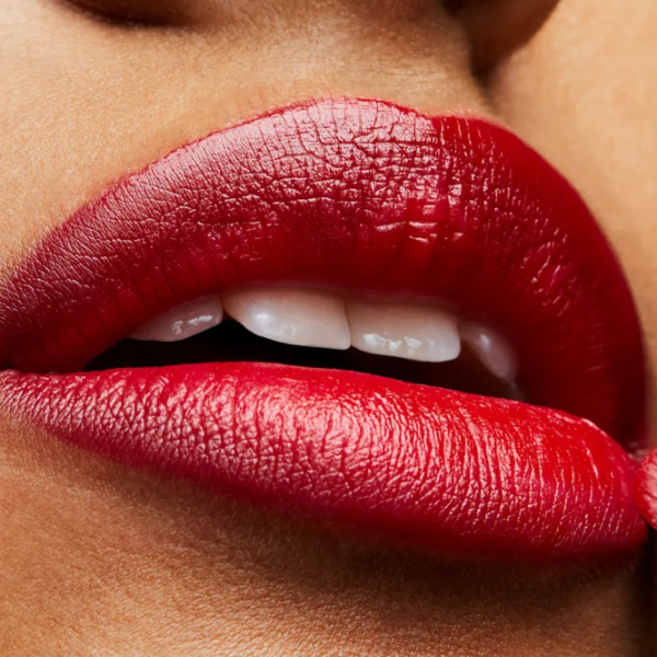Ruj de buze Mac SATIN LIPSTICK Stick/ Raspbbery photo 2 Ruj de buze Mac SATIN LIPSTICK Stick/ Raspbbery photo 2