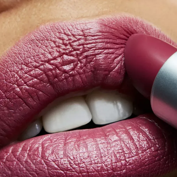 Губная помада Mac SATIN LIPSTICK Stick/ Plum Pink photo 4 Губная помада Mac SATIN LIPSTICK Stick/ Plum Pink photo 4