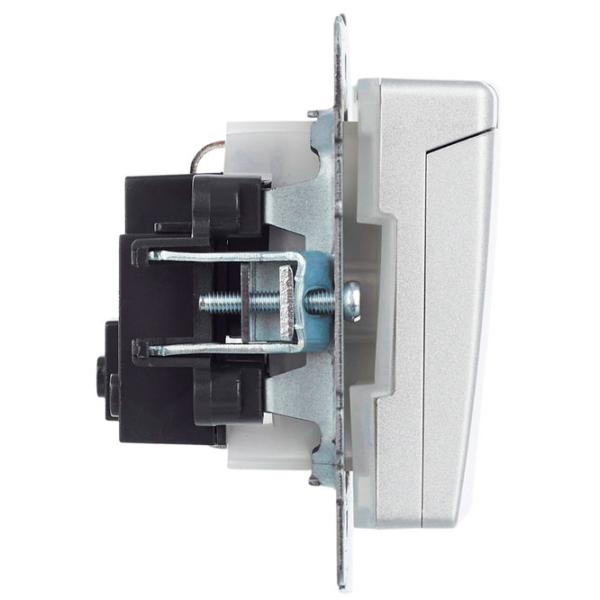 Priză IEK BR-R16-16-44-K47 230 V/ Type-F/ Silver photo 3 Priză IEK BR-R16-16-44-K47 230 V/ Type-F/ Silver photo 3