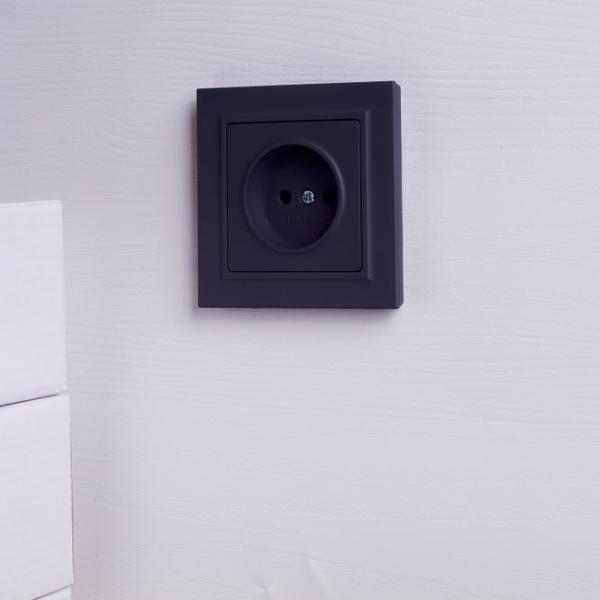 Priză IEK BR-R10-10-K53 230 V/ Type-F/ Graphite photo 5 Priză IEK BR-R10-10-K53 230 V/ Type-F/ Graphite photo 5