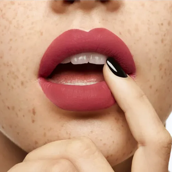 Губная помада Yves Saint Laurent TATOUAGE COUTURE VELVET CREAM Стик с апликатором/ Blush Red photo 2 Губная помада Yves Saint Laurent TATOUAGE COUTURE VELVET CREAM Стик с апликатором/ Blush Red photo 2