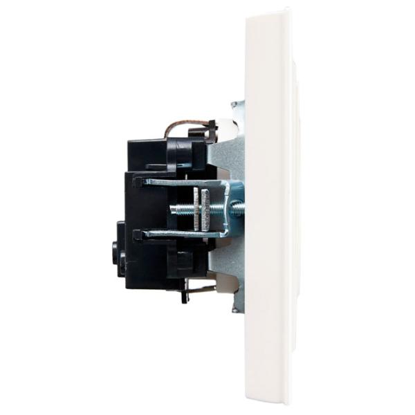 Priză IEK BR-R14-16-K36-F 230 V/ Type-F/ Pearl photo 3 Priză IEK BR-R14-16-K36-F 230 V/ Type-F/ Pearl photo 3