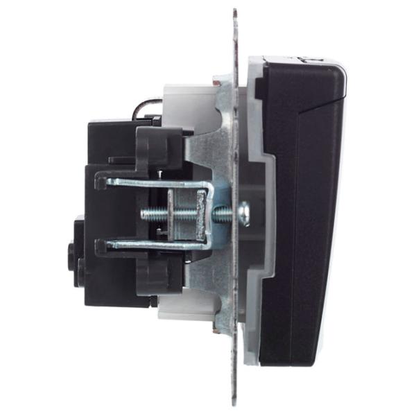 Priză IEK BR-R16-16-44-K02 230 V/ Type-F/ Black photo 3 Priză IEK BR-R16-16-44-K02 230 V/ Type-F/ Black photo 3