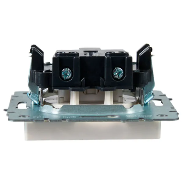Priză IEK BR-R10-10-K36 230 V/ Type-F/ Pearl photo 3 Priză IEK BR-R10-10-K36 230 V/ Type-F/ Pearl photo 3