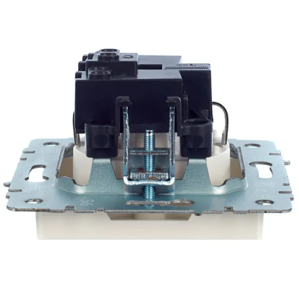 Priză IEK BR-R11-16-K36 230 V/ Type-F/ Pearl photo 4 Priză IEK BR-R11-16-K36 230 V/ Type-F/ Pearl photo 4
