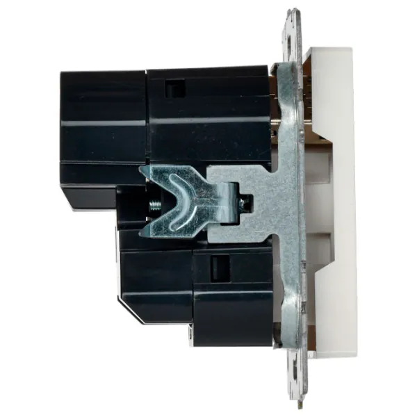 Priză IEK BR-R14-16-U22-018-K01 230 V/ Type-F/ White photo 6 Priză IEK BR-R14-16-U22-018-K01 230 V/ Type-F/ White photo 6