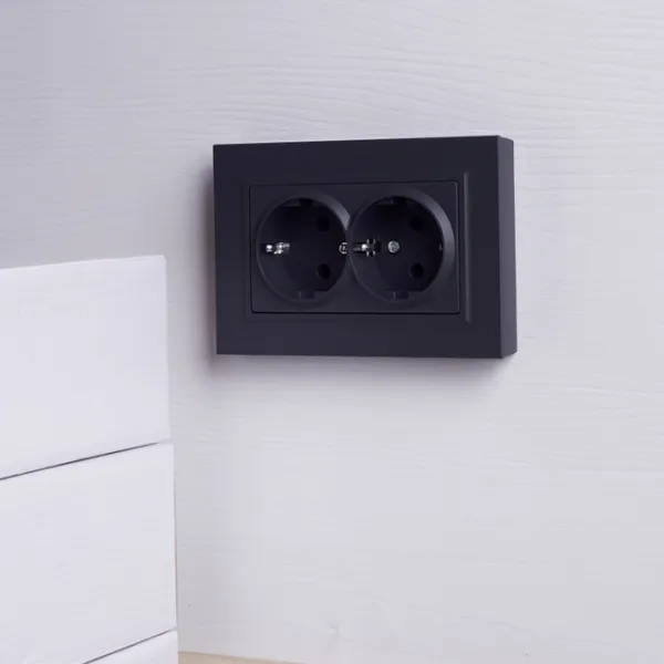 Priză IEK BR-R21-16-K53-F 230 V/ Type-F/ Graphite photo 5 Priză IEK BR-R21-16-K53-F 230 V/ Type-F/ Graphite photo 5