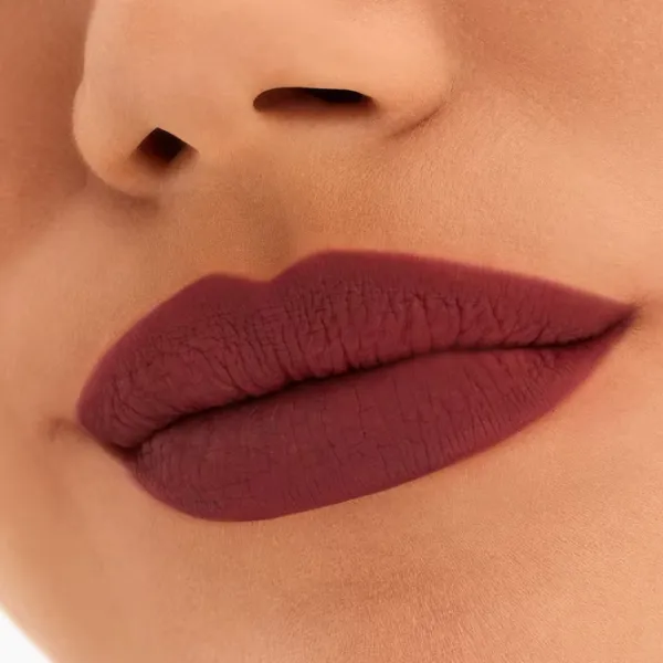 Ruj de buze Mac LOCKED KISS 24HR Stick/ Burgundy photo 2 Ruj de buze Mac LOCKED KISS 24HR Stick/ Burgundy photo 2