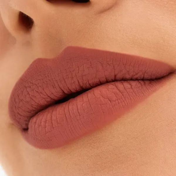 Ruj de buze Mac LOCKED KISS 24HR Stick/ Blush Pink photo 2 Ruj de buze Mac LOCKED KISS 24HR Stick/ Blush Pink photo 2