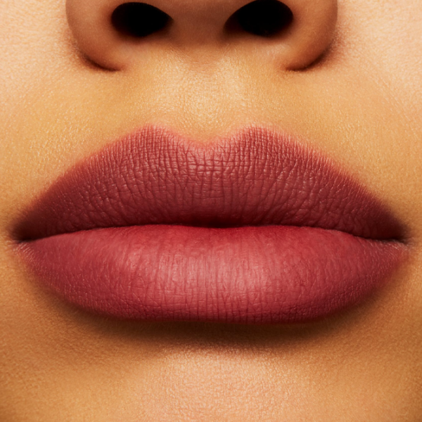 Ruj de buze Mac POWDER KISS Stick/ Pink Lilac photo 3 Ruj de buze Mac POWDER KISS Stick/ Pink Lilac photo 3