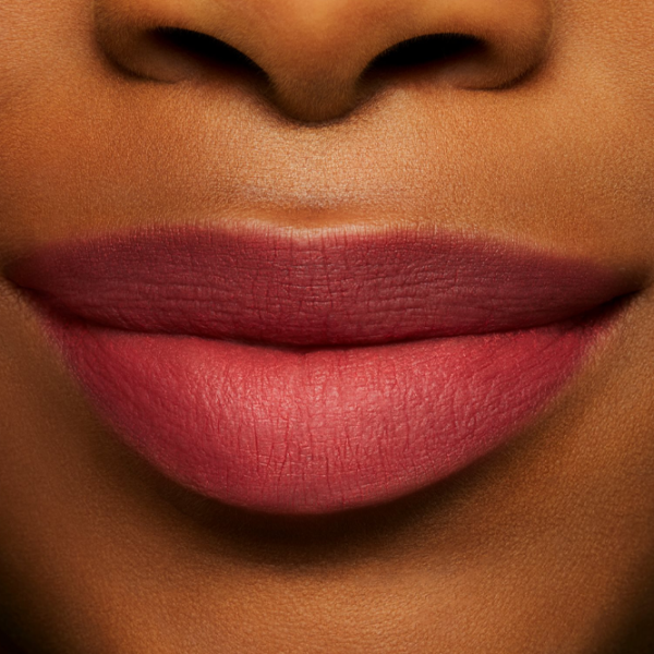 Ruj de buze Mac POWDER KISS Stick/ Rose photo 2 Ruj de buze Mac POWDER KISS Stick/ Rose photo 2