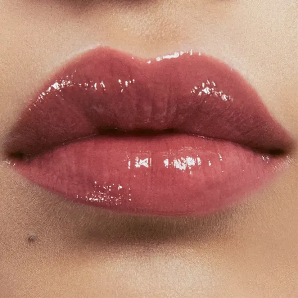 Губная помада Yves Saint Laurent LOVESHINE RVS Stick/ Dusty Rose photo 2 Губная помада Yves Saint Laurent LOVESHINE RVS Stick/ Dusty Rose photo 2