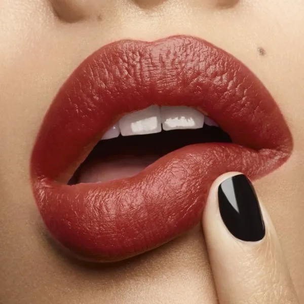 Губная помада Yves Saint Laurent THE SLIM VELVET RADICAL Stick/ Persian Red photo 3 Губная помада Yves Saint Laurent THE SLIM VELVET RADICAL Stick/ Persian Red photo 3