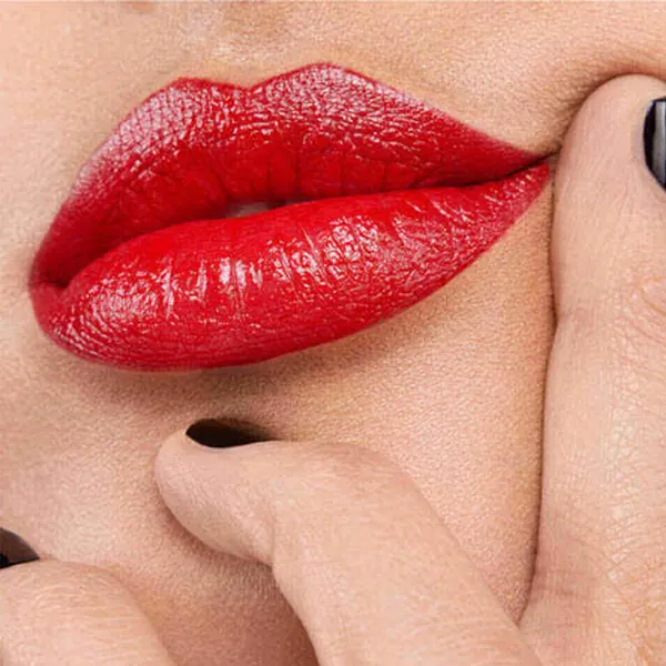 Ruj de buze Yves Saint Laurent RPC THE BOLD Stick/ Light Red photo 2 Ruj de buze Yves Saint Laurent RPC THE BOLD Stick/ Light Red photo 2