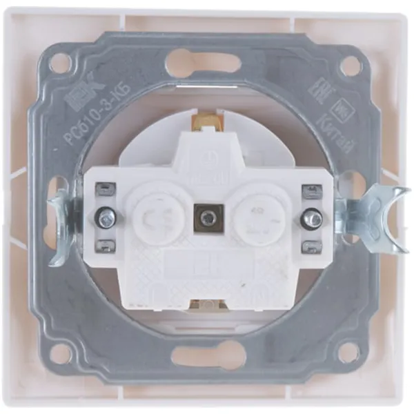 Розетка IEK ERK15-K01-16-DM 220 - 250 В/ Type-F/ White photo 4 Розетка IEK ERK15-K01-16-DM 220 - 250 В/ Type-F/ White photo 4