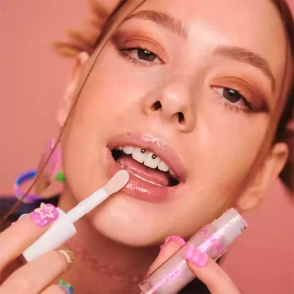 Блеск для губ Lamel Full Size Lip Plumper 4 мл/ 401 photo 3 Блеск для губ Lamel Full Size Lip Plumper 4 мл/ 401 photo 3
