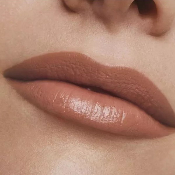 Губная помада Estee Lauder PURE COLOR CREME Stick/ Роза photo 3 Губная помада Estee Lauder PURE COLOR CREME Stick/ Роза photo 3