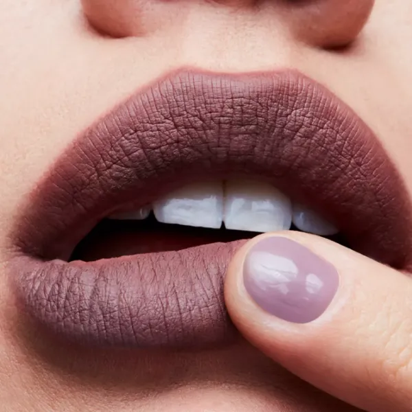 Губная помада Mac RETRO MATTE Стик с апликатором/ Светло-коричневый photo 2