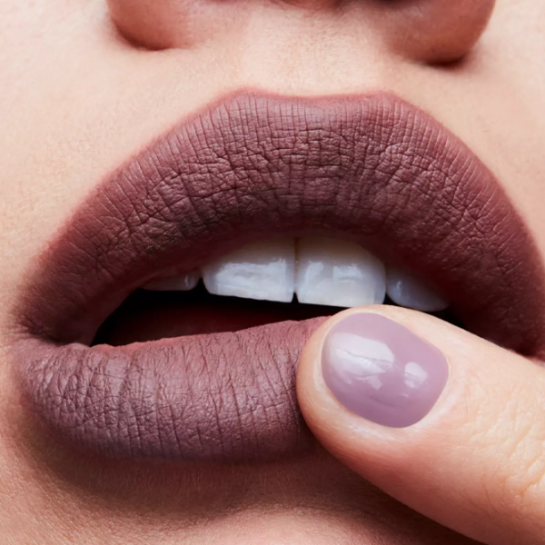 Губная помада Mac RETRO MATTE Стик с апликатором/ Светло-коричневый photo 2