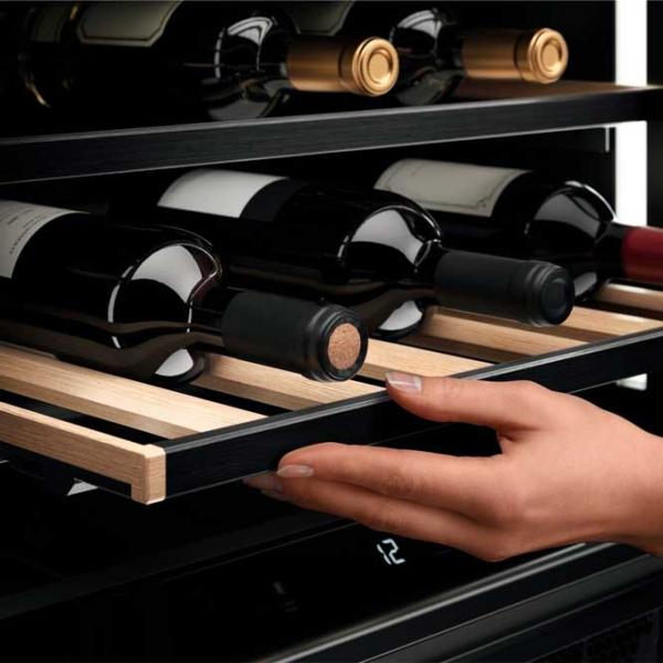 Frigider pentru vin AEG AWUS040B8B 6°С - 18 °С/ Black photo 3