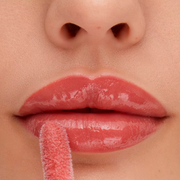 Блеск для губ Max Factor 2000 Calorie Lip Glaze 4.4 мл/ 75 photo 3 Блеск для губ Max Factor 2000 Calorie Lip Glaze 4.4 мл/ 75 photo 3