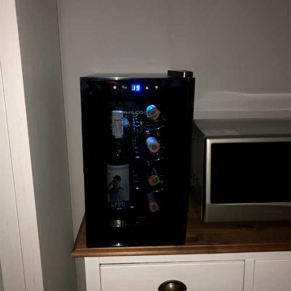 Frigider pentru vin Philco PW8F 10 °С - 18 °С/ Black photo 2