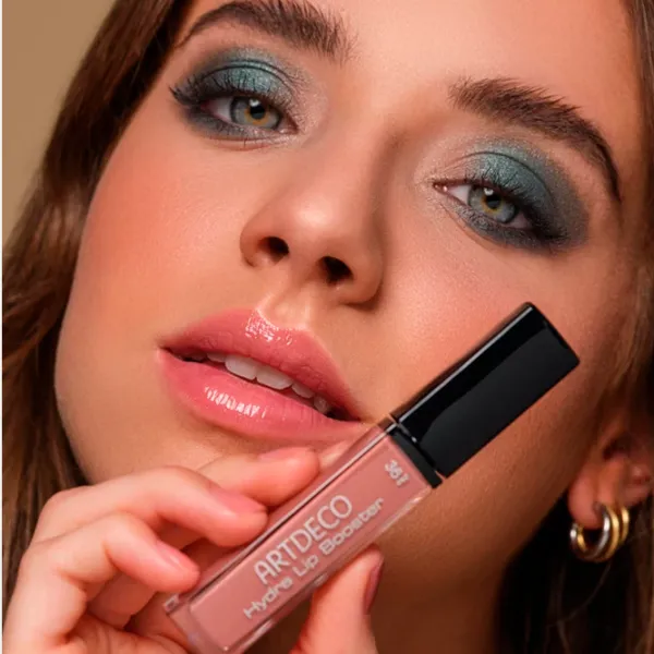Luci de buze Artdeco Hydra Lip Booster 6 ml/ 36 photo 3 Luci de buze Artdeco Hydra Lip Booster 6 ml/ 36 photo 3