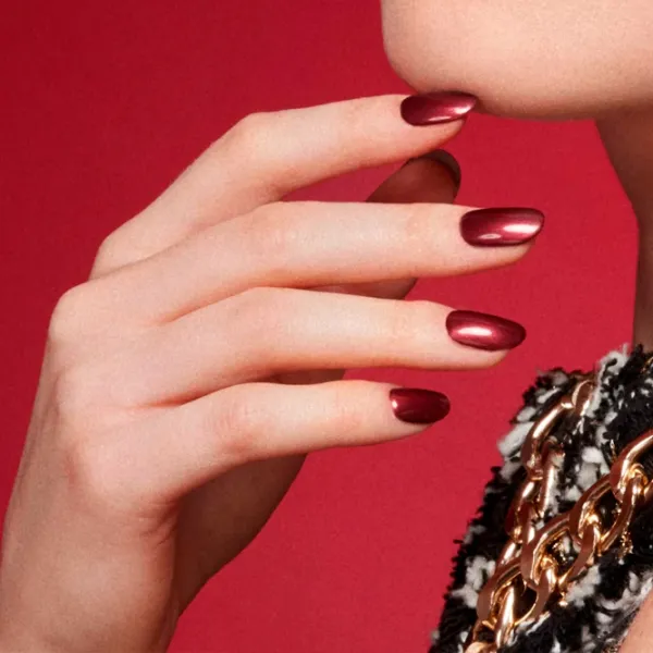 Lac de unghii Artdeco Art Couture Nail Lacquer 10 ml/ Red photo 3 Lac de unghii Artdeco Art Couture Nail Lacquer 10 ml/ Red photo 3