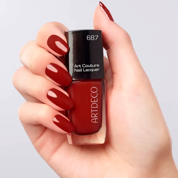 Лак для ногтей Artdeco Art Couture Nail Lacquer 10 мл/ Красный photo 3 Лак для ногтей Artdeco Art Couture Nail Lacquer 10 мл/ Красный photo 3