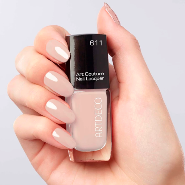 Lac de unghii Artdeco Art Couture Nail Lacquer 10 ml/ Beige photo 3 Lac de unghii Artdeco Art Couture Nail Lacquer 10 ml/ Beige photo 3