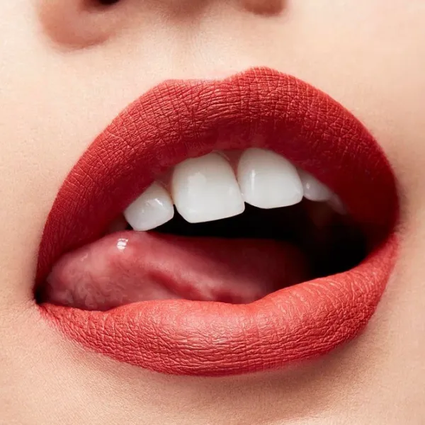 Губная помада Mac LOCKED KISS INK Стик с апликатором/ Красный photo 3