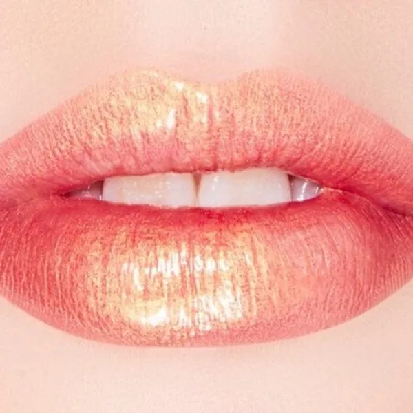 Ruj de buze Mac LIPCOLOUR GRAND ILLUSION Stick cu aplicator/ Golden Coral photo 2 Ruj de buze Mac LIPCOLOUR GRAND ILLUSION Stick cu aplicator/ Golden Coral photo 2