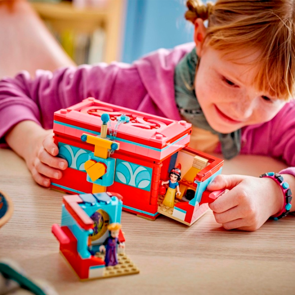 Constructor LEGO Snow White's Jewelry Box Scenă din film/ Multicolor photo 7