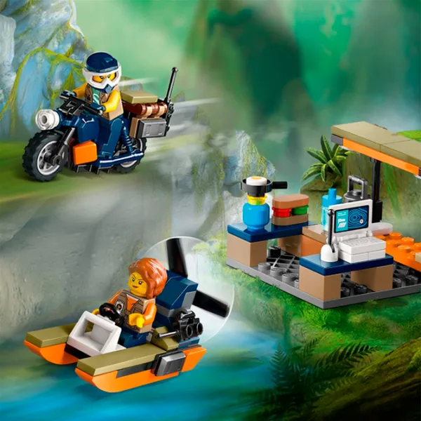 Constructor LEGO Jungle Explorer Helicopter at Base Camp Clasic/ Multicolor photo 13