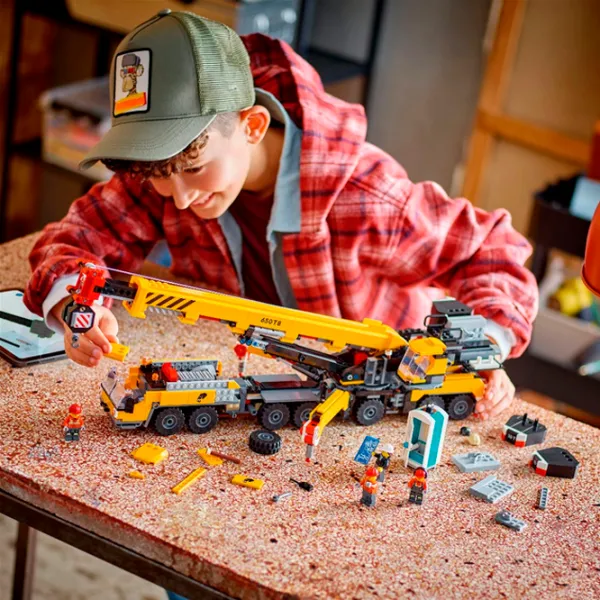 Constructor LEGO Yellow Mobile Construction Crane Сonstrucție/ Yellow photo 9