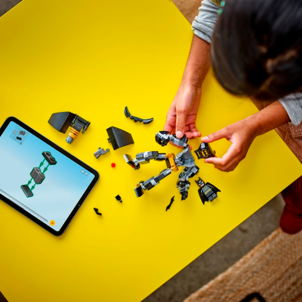 Constructor LEGO Batman Mech Armor Personaj de film/ Black photo 10 Constructor LEGO Batman Mech Armor Personaj de film/ Black photo 10