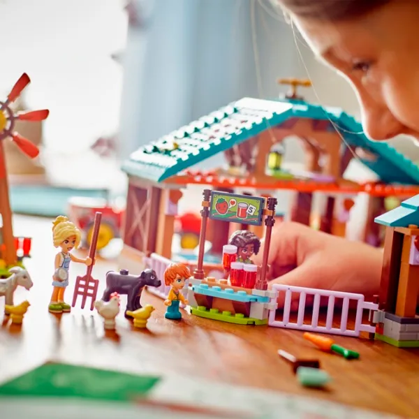 Constructor LEGO Farm Animal Sanctuary Fermă/ Multicolor photo 10