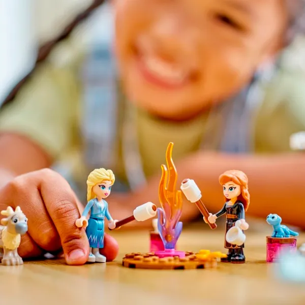 Конструктор LEGO Elsa's Frozen Castle Замок/ Blue photo 9